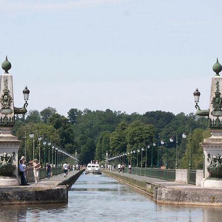 Appartamento Les Champs Cernoy-en-Berry Esterno foto